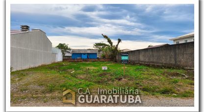 Terreno próximo da praia