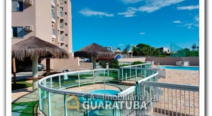 Com Piscina