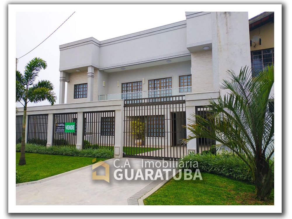 Casa alto padrão para venda em Guaratuba